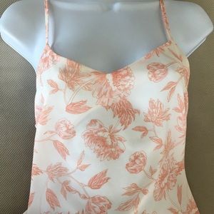 Blush & white flower cami
